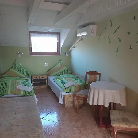 Apartmanhaz Gabriella Harkány