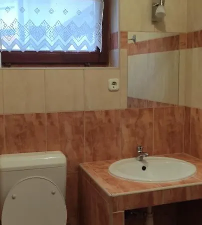 Apartmanhaz Gabriella דירה *