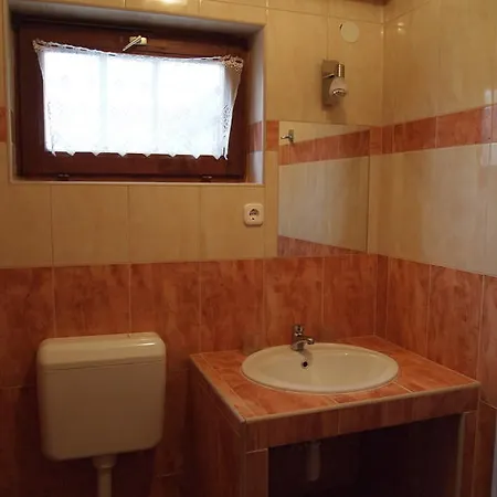 דירה Apartmanhaz Gabriella Harkány