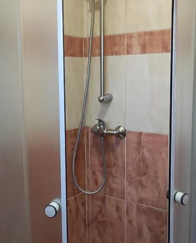 Apartmanhaz Gabriella * 하르카니